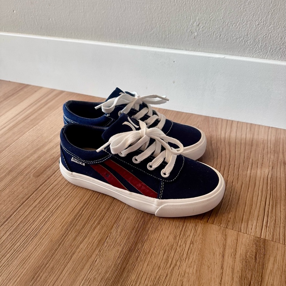 Hurley Kids Navy and Red Sneakers